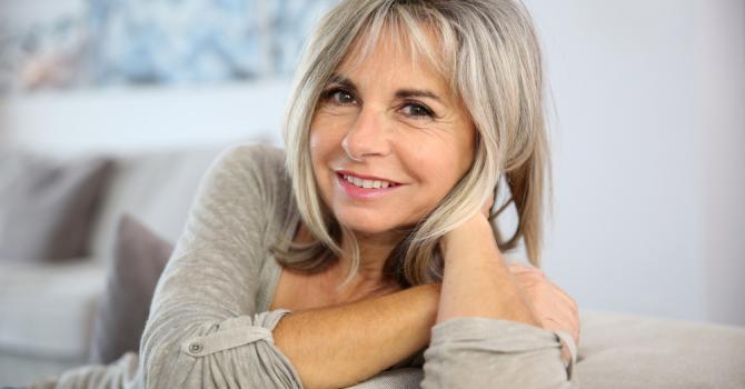vanity-soin-femme-50-ans soin anti age, peeling